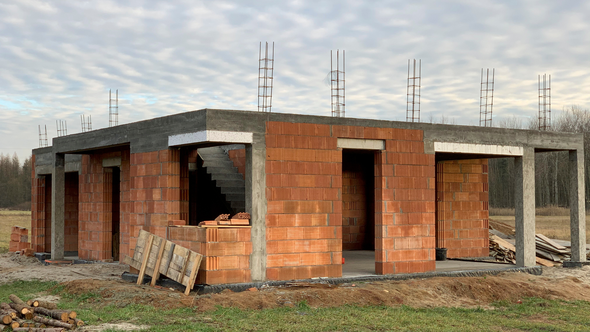Ściany i beton architektoniczny